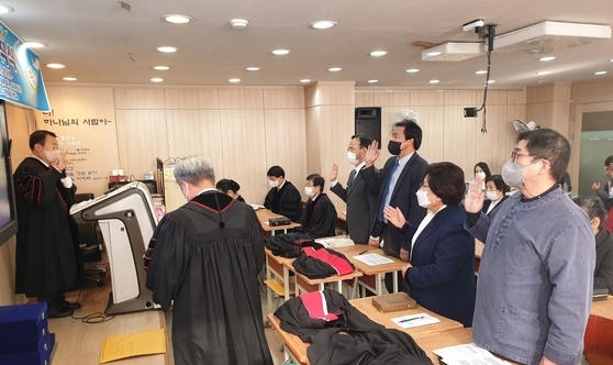 2022년 가을노회 목사안수및 임직식이 대한신학교 채플실에서 있었습니다~~^^